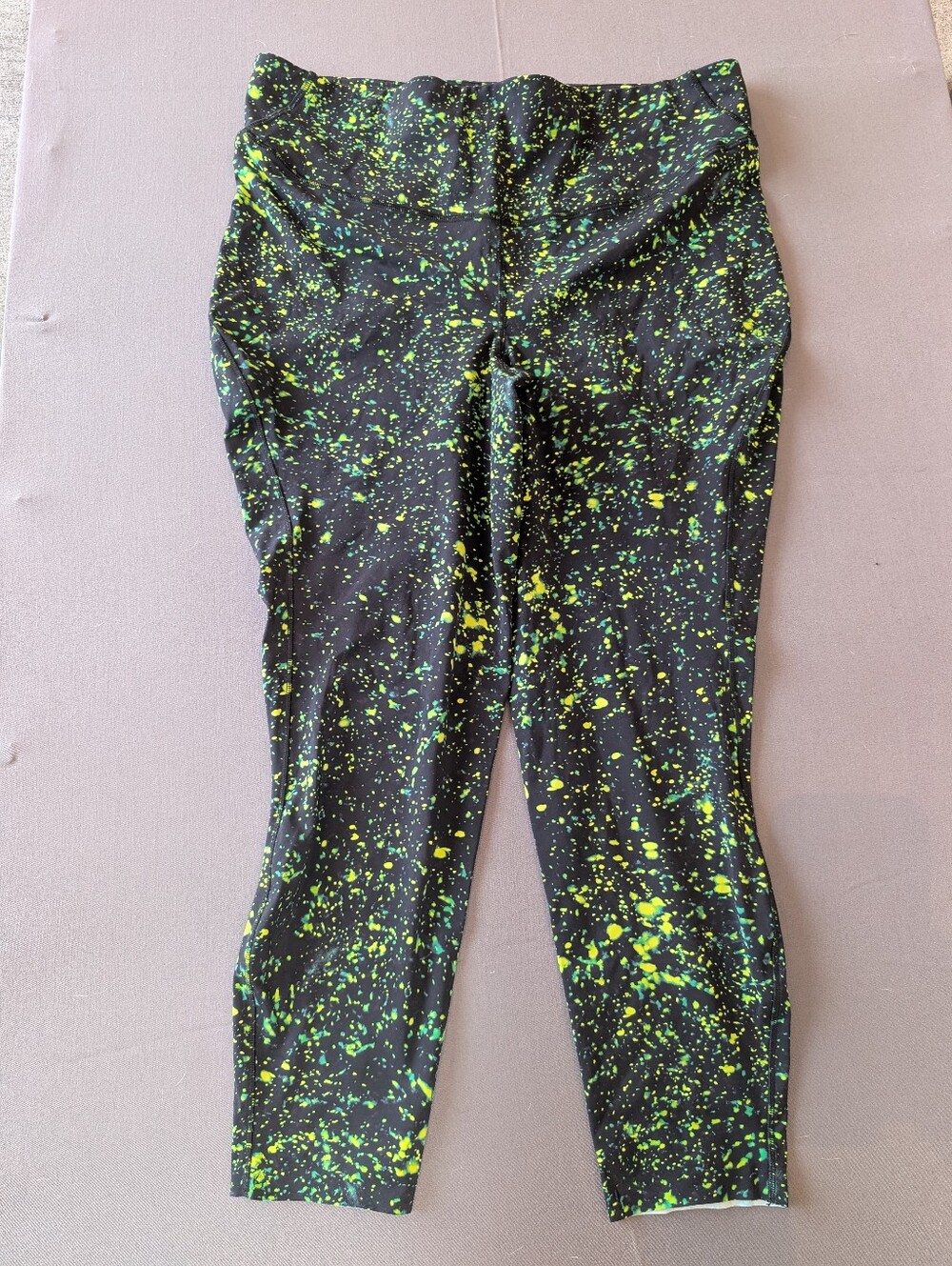 Lululemon Base Pace High-Rise Running Tight 25" sparks fly multi Sz 16 EUC